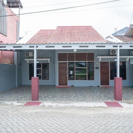 Koolkost Syariah near Jalan Ahmad Yani Banjarmasin Hotel Sungai Lutus Bagian luar foto